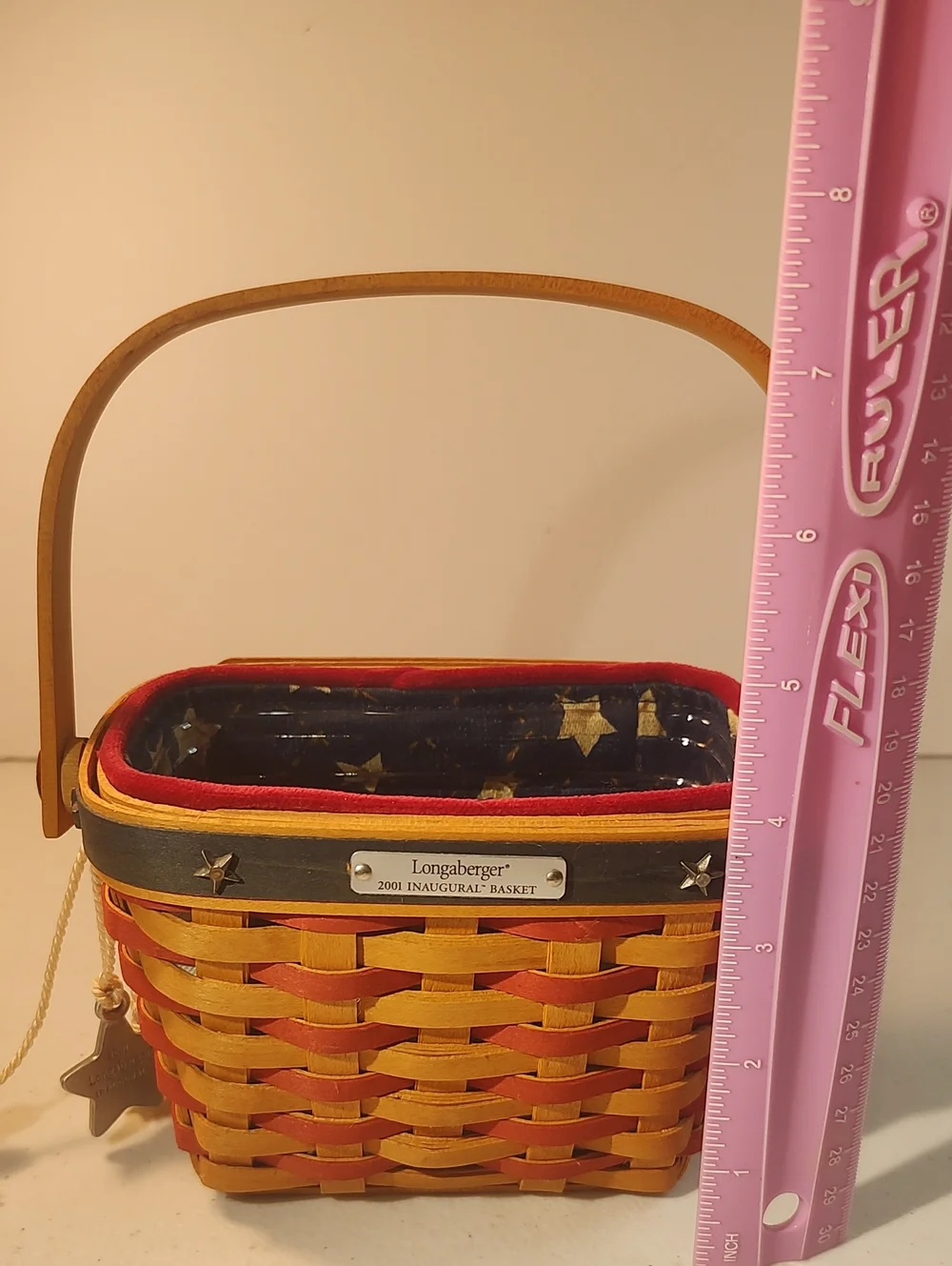 Longaberger 2001 Inaugural Basket, Liner, Plastic Protector & Dated Star Tie On